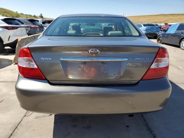 2004 Toyota Camry LE