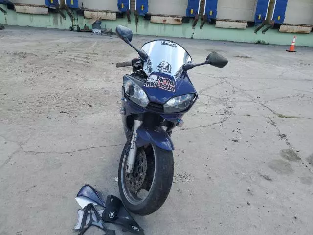 2000 Yamaha YZFR6 L