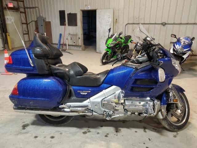 2001 Honda GL1800