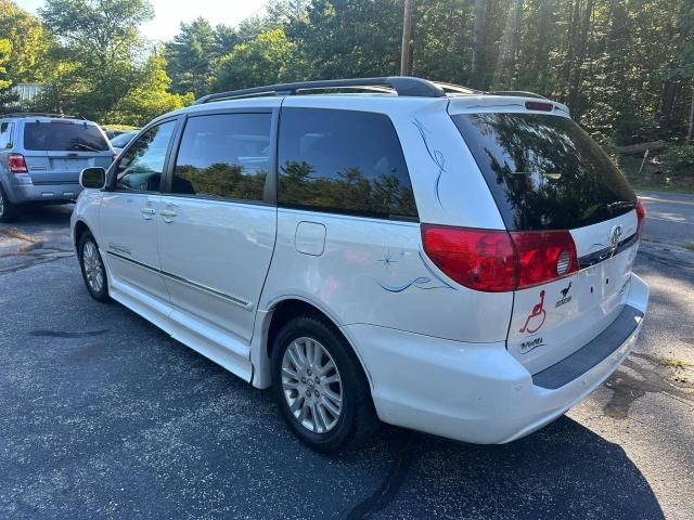 2007 Toyota Sienna XLE