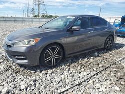 Carros dañados por inundaciones a la venta en subasta: 2016 Honda Accord Sport