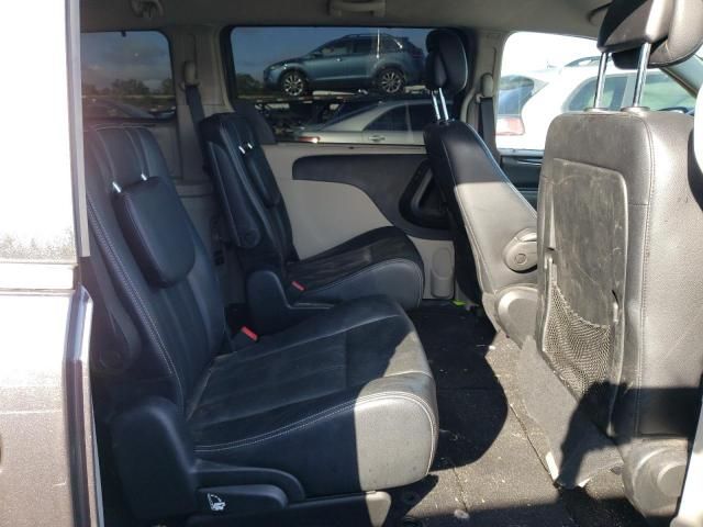 2015 Chrysler Town & Country Touring