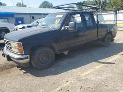 Salvage trucks for sale at Wichita, KS auction: 1993 Chevrolet GMT-400 C1500