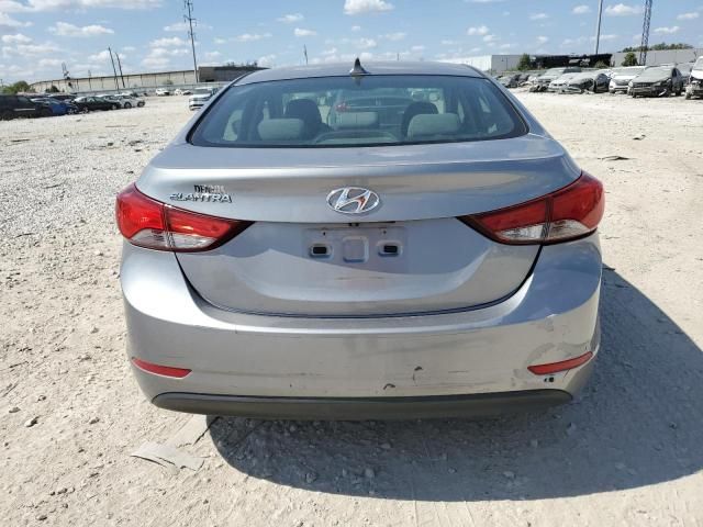 2015 Hyundai Elantra SE