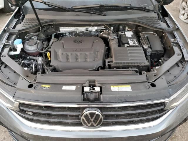 2024 Volkswagen Tiguan SE R-LINE Black