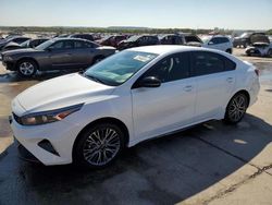 KIA Forte Vehiculos salvage en venta: 2024 KIA Forte GT Line