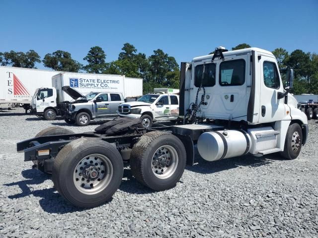 2018 Freightliner Cascadia 125