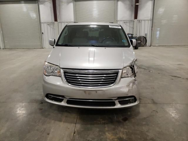 2012 Chrysler Town & Country Touring