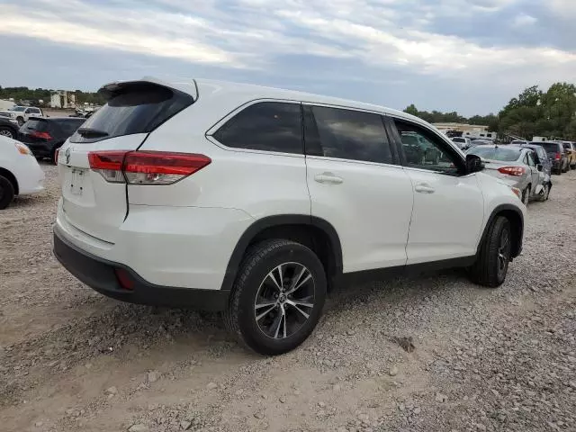 2019 Toyota Highlander LE