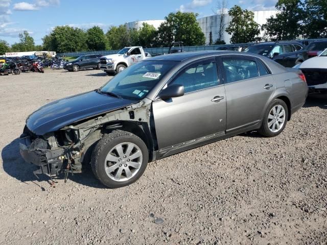 2005 Toyota Avalon XL