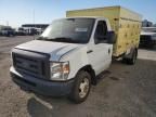 2018 Ford Econoline E450 Super Duty Cutaway Van