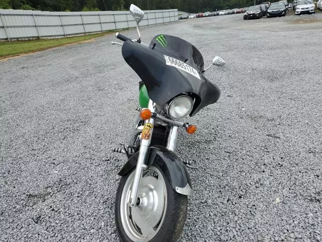 2000 Honda VT1100 C2