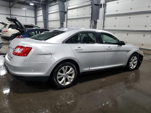 2010 Ford Taurus SEL