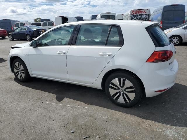 2016 Volkswagen E-GOLF SE