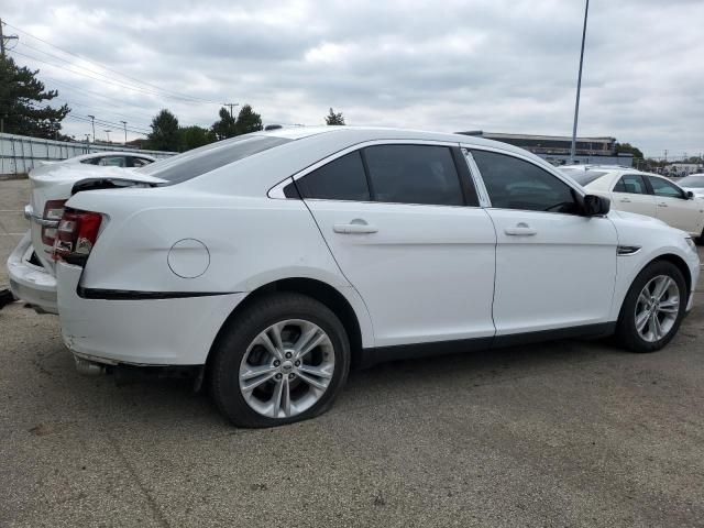 2018 Ford Taurus SE