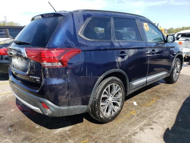 2016 Mitsubishi Outlander SE