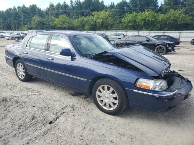 2009 Lincoln Town Car Signature Limited