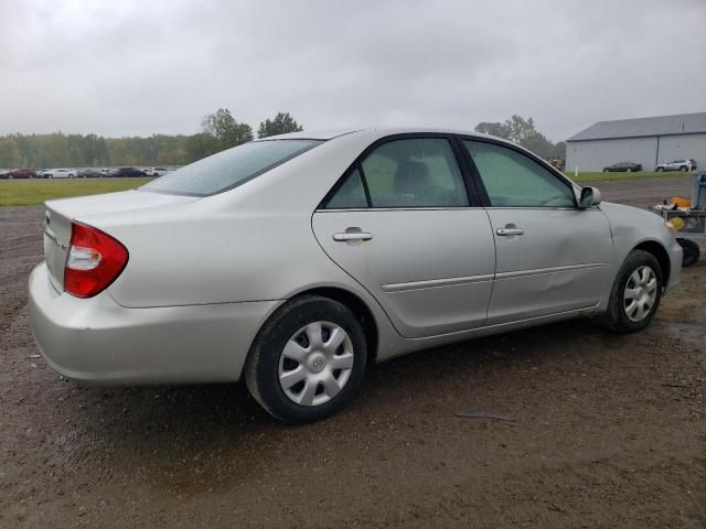 2004 Toyota Camry LE