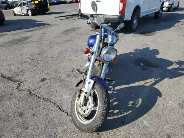 2002 Suzuki VZ800