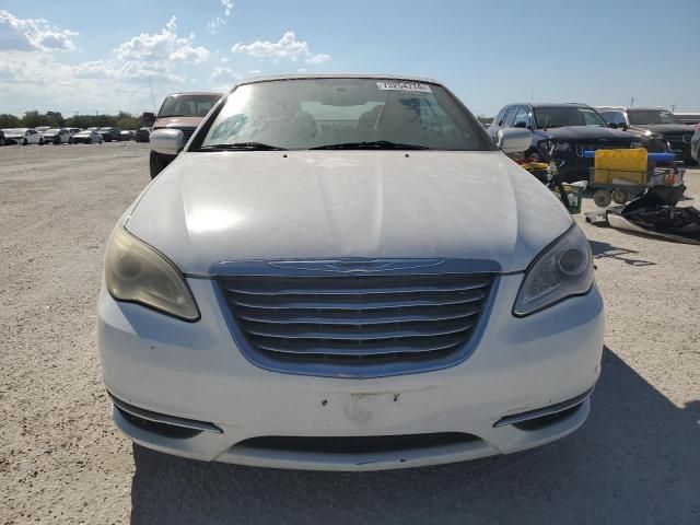 2014 Chrysler 200 Touring