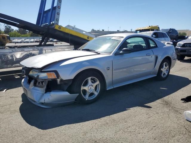 2004 Ford Mustang