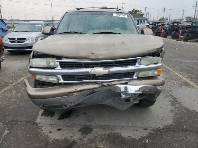 2004 Chevrolet Suburban K1500