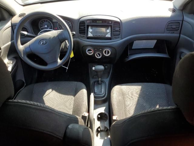 2007 Hyundai Accent Base