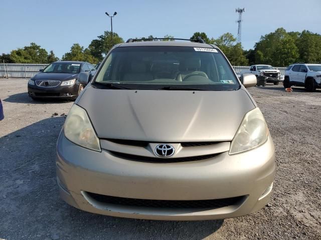 2006 Toyota Sienna XLE