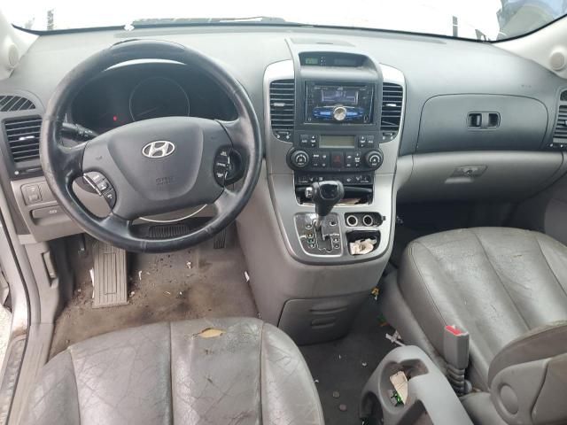 2007 Hyundai Entourage GLS