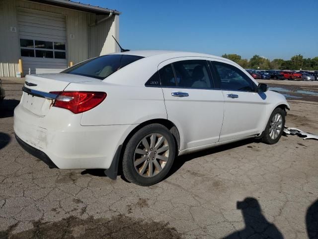 2013 Chrysler 200 Limited