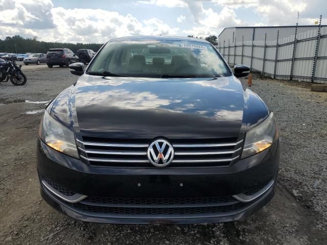 2014 Volkswagen Passat SE