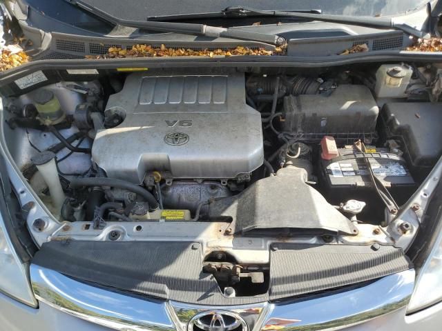 2008 Toyota Sienna XLE