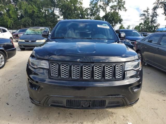 2020 Jeep Grand Cherokee Laredo