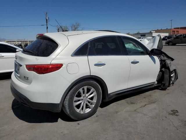 2011 Infiniti FX35