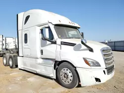 Salvage trucks for sale at Fresno, CA auction: 2021 Freightliner Cascadia 126