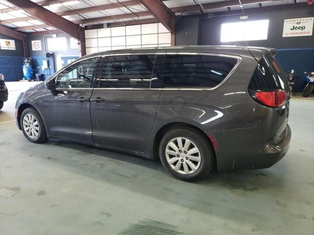 2020 Chrysler Voyager L