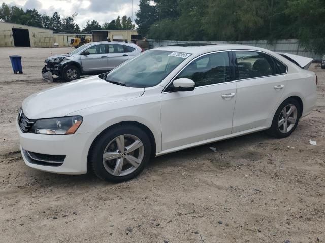 2013 Volkswagen Passat SE