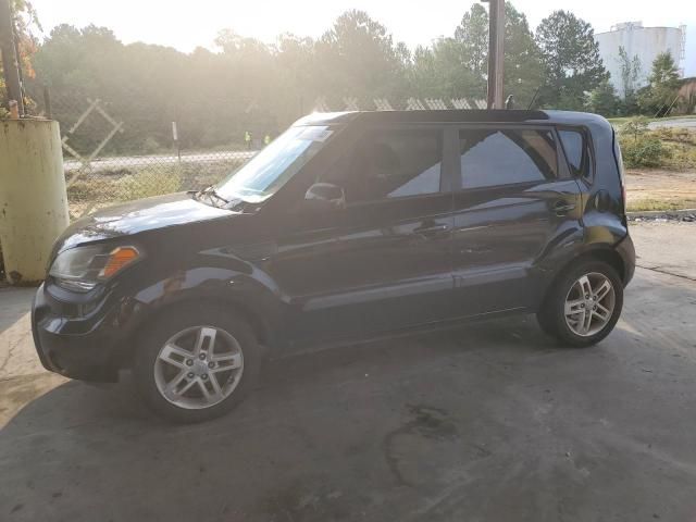 2011 KIA Soul +