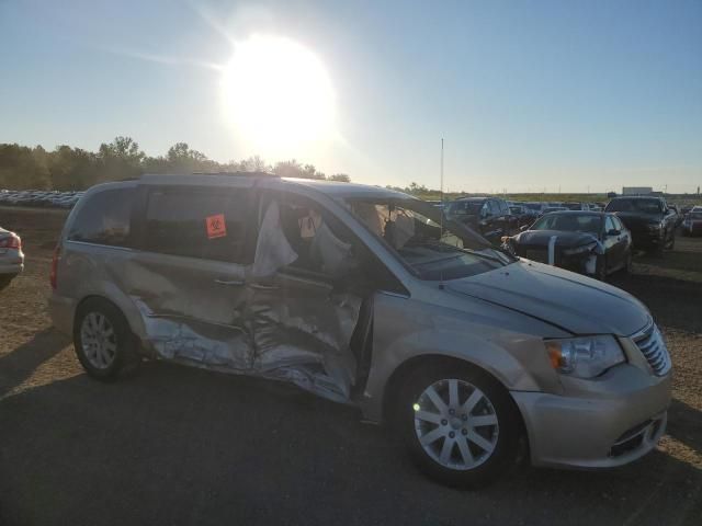 2012 Chrysler Town & Country Touring L