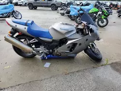 Salvage motorcycles for sale at Louisville, KY auction: 2001 Kawasaki ZX1200 A1