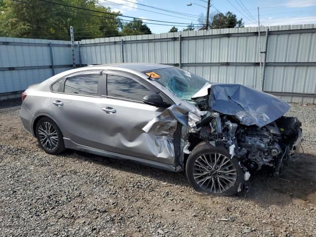 2023 KIA Forte GT Line