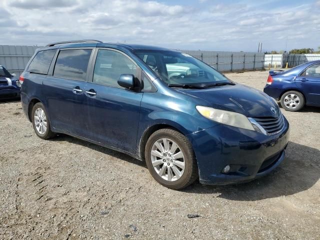 2011 Toyota Sienna XLE