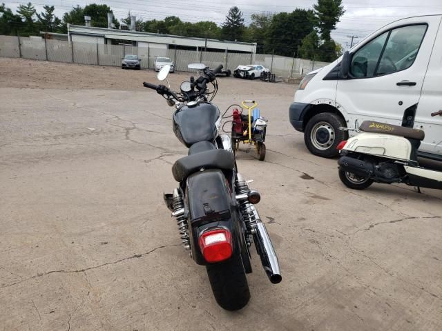 2016 Harley-Davidson XL883 Superlow