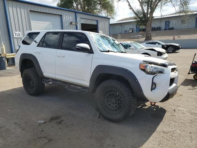 2017 Toyota 4runner SR5/SR5 Premium