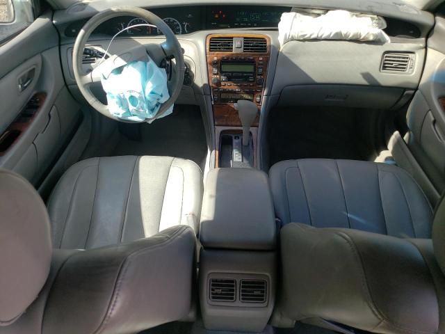 2001 Toyota Avalon XL