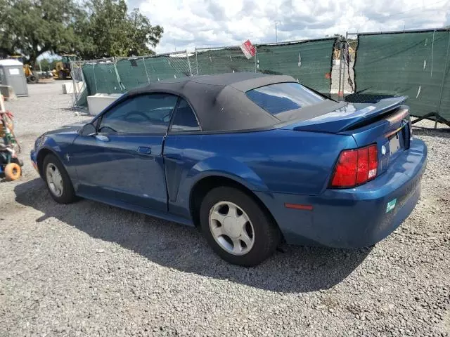 2000 Ford Mustang