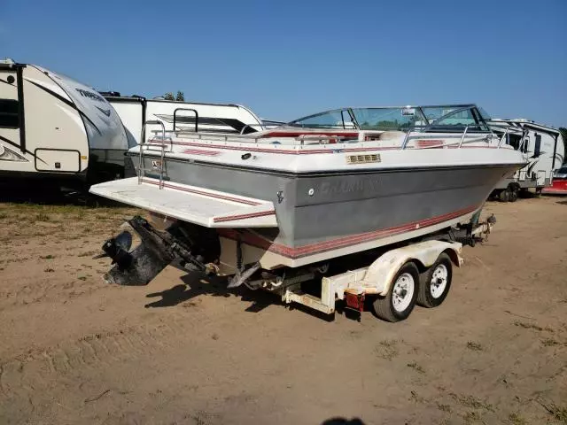 1987 Four Winds Boat