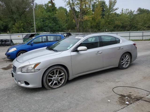 2010 Nissan Maxima S