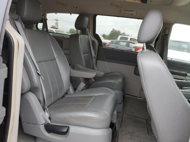 2008 Chrysler Town & Country Touring