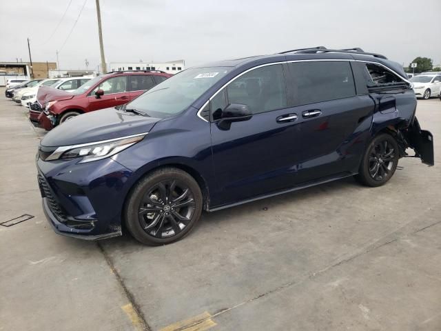 2023 Toyota Sienna XSE